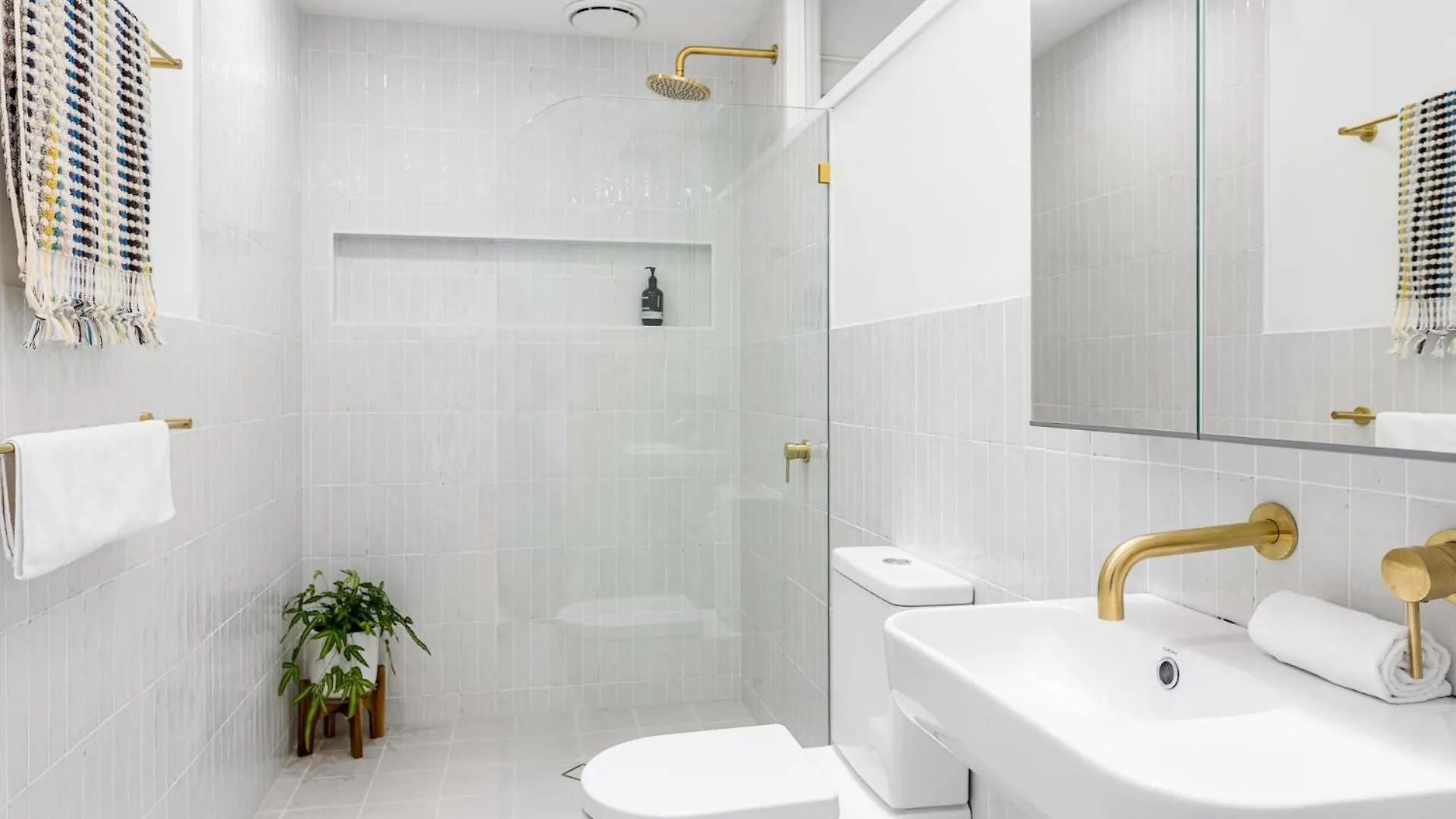 East Coast Escapes Calinda Sol 6 Villa Byron Bay